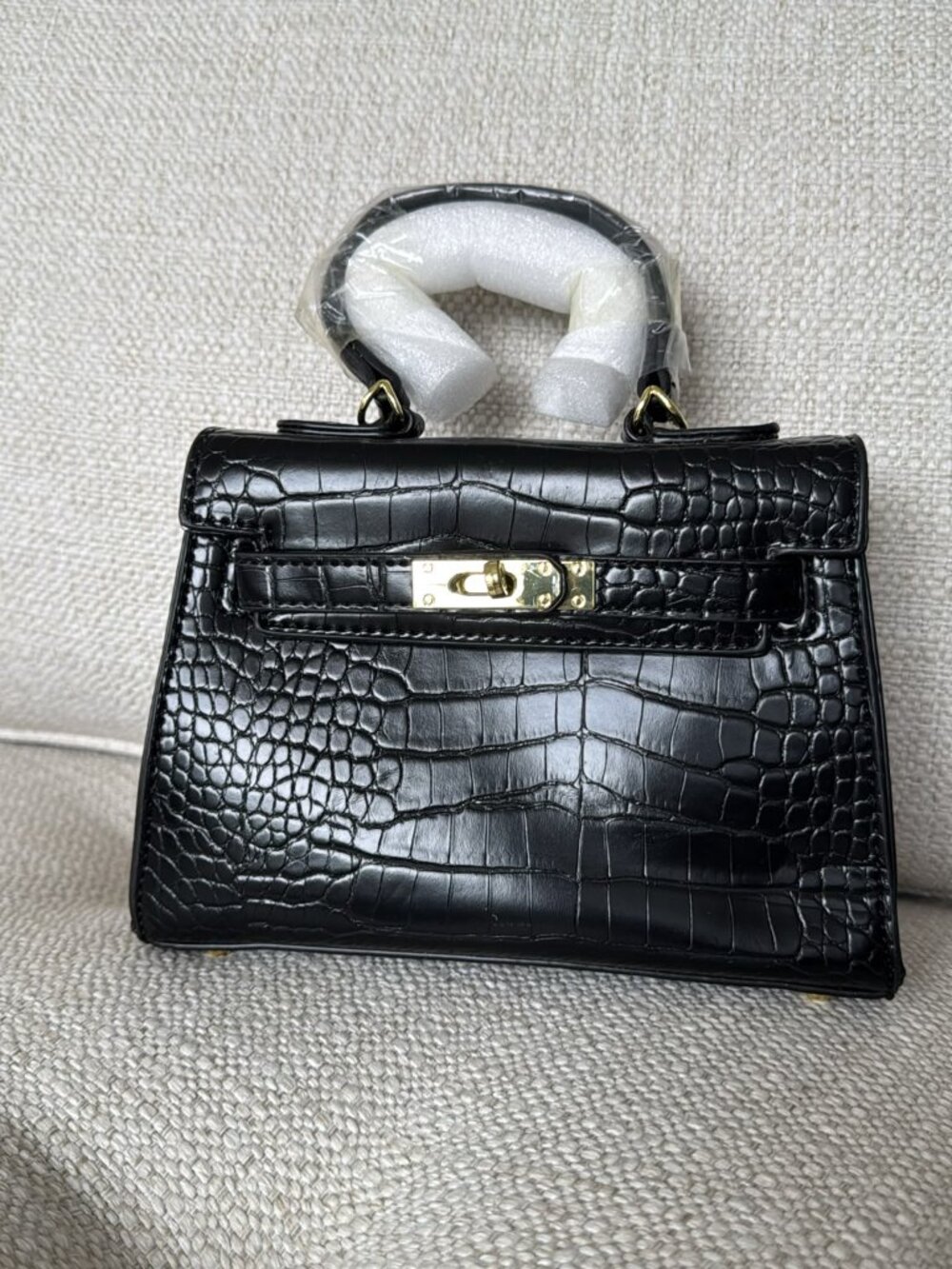 Small purse cute and chic
